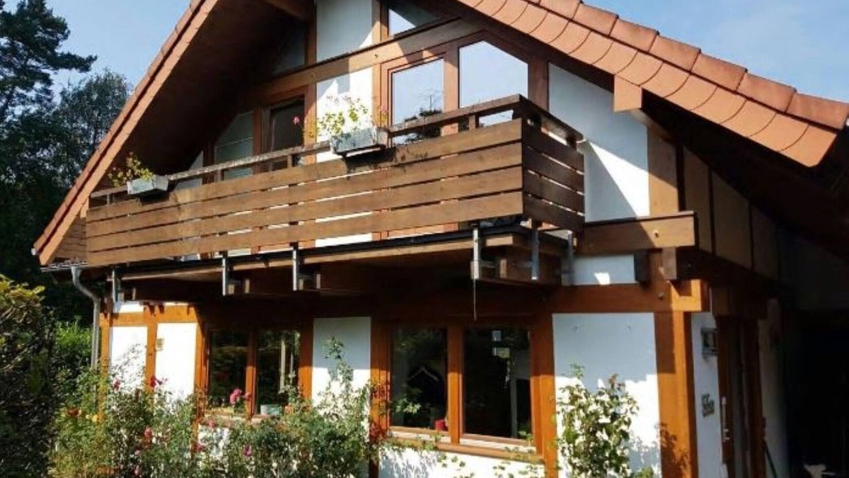 Roesrath Apartment | Room up to 4 people with bathroom and terrace just before Cologne/Messe