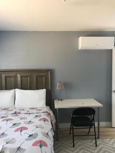 Central District House | room2