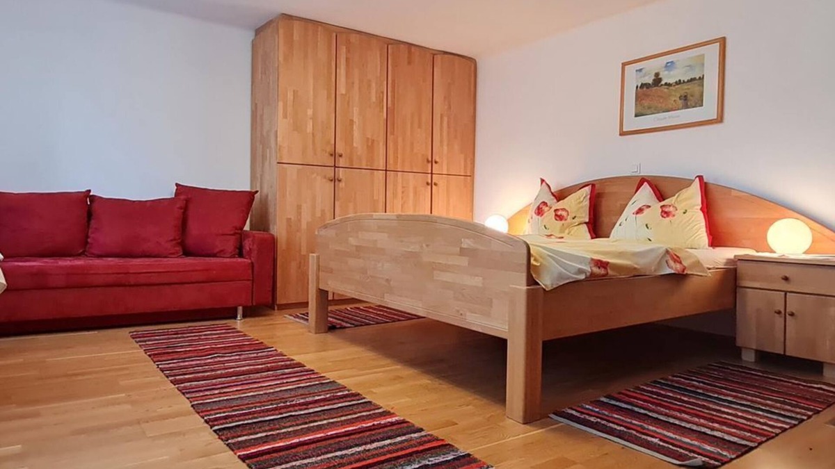 Muehlen Apartment | Rooms in the main building - Pension Morhof