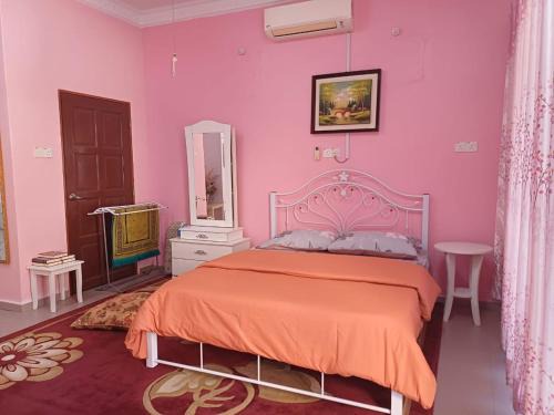 Kampung Air House | Roomstay Damai Kemaman