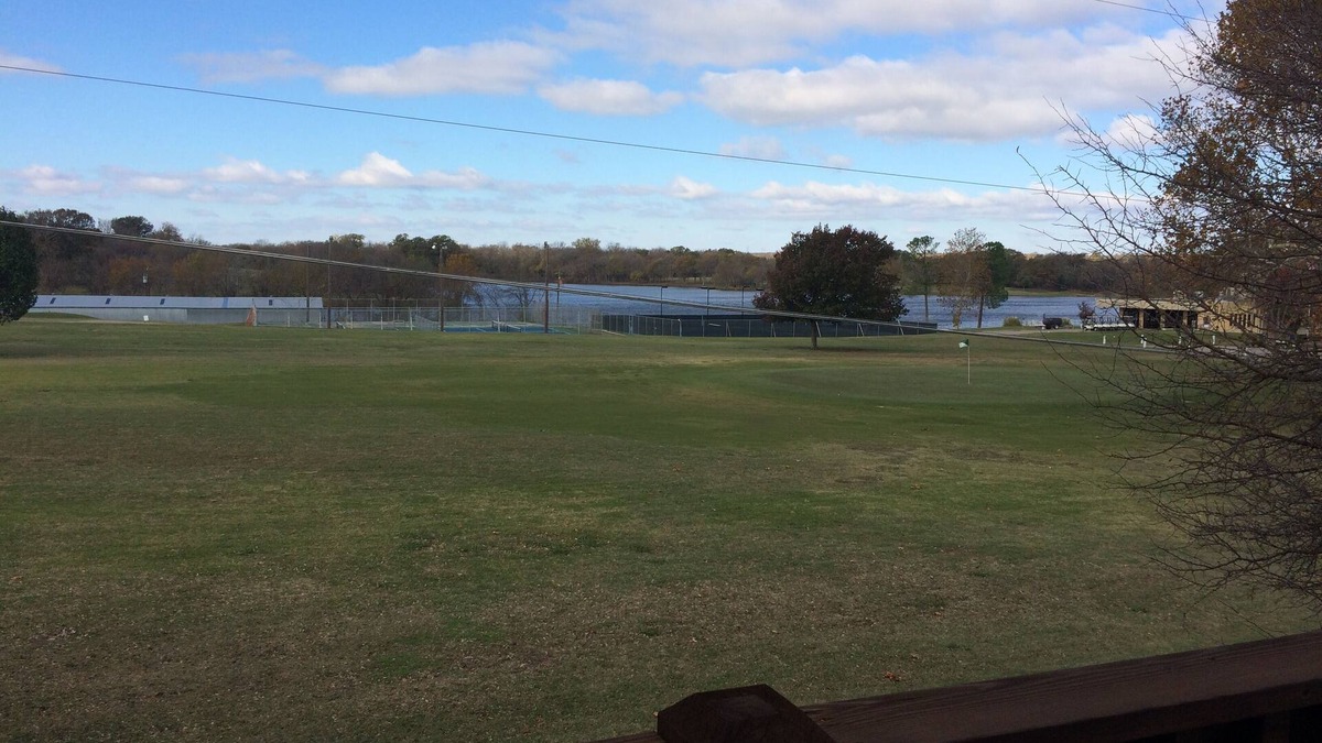 Denison Apartment | Roomy 2nd Floor Spacious Guesthouse short drive to Lake Texoma