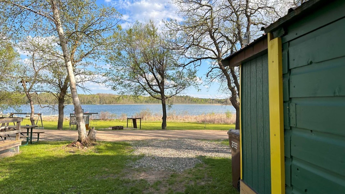 Nevis Cabin | Roomy Cabin With Beautiful Views - Cabin 2.5 at Green Valley Resort