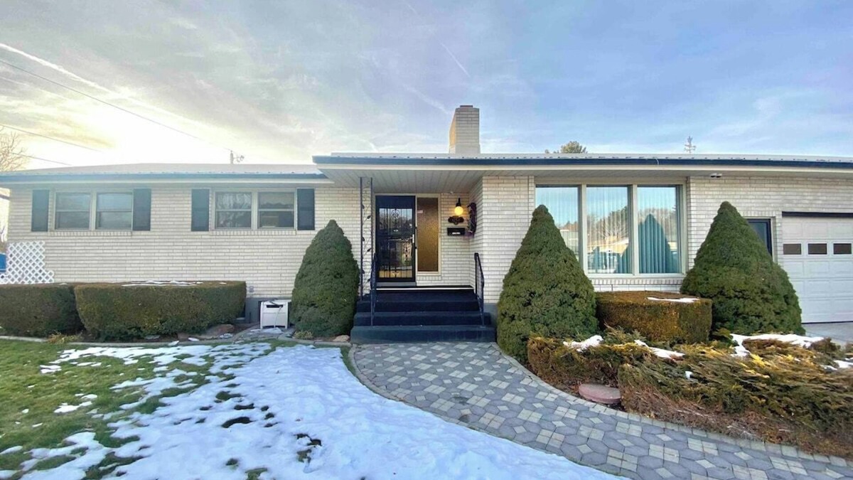 Pocatello House | Roomy Midtown Home-Large and Central to Everything