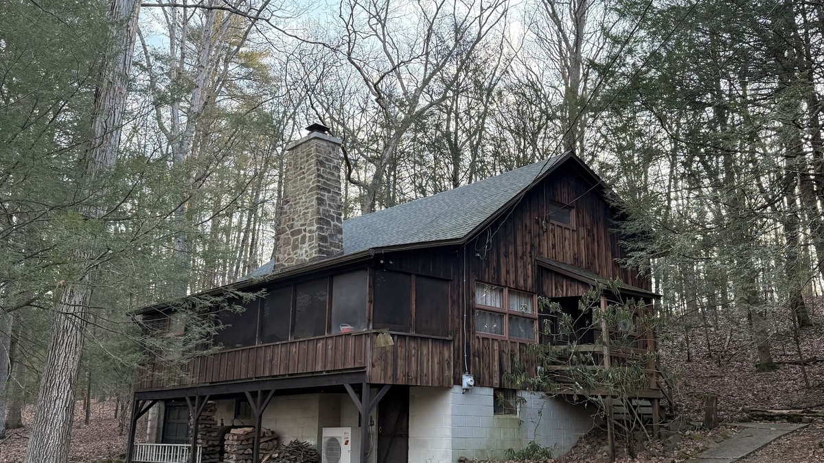 Petersburg Cabin | Roomy, Rustic Cabin-4BR, Modern Amenities-Rothrock St Forest near State College