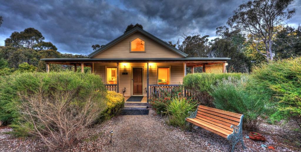 Port Sorell Bed & Breakfast | Roosters Rest