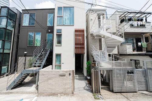 Roppongi Apartment | Roppongi House