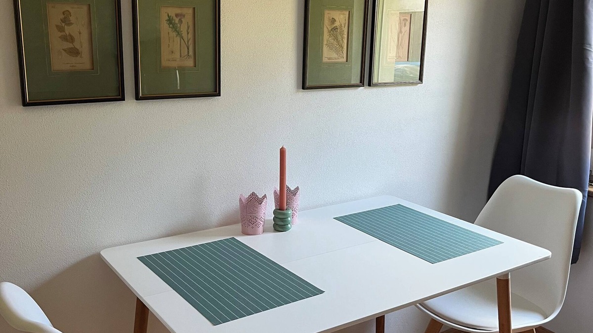 Schlieben Apartment | Rosa, s garden