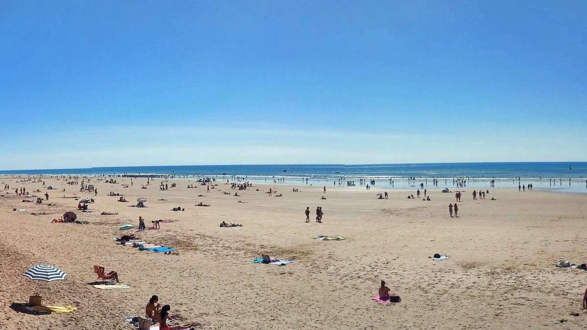 Saint-Hilaire-de-Riez House | Rose Cottage Vendee