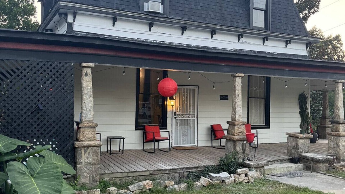 Lithonia House | Rose House