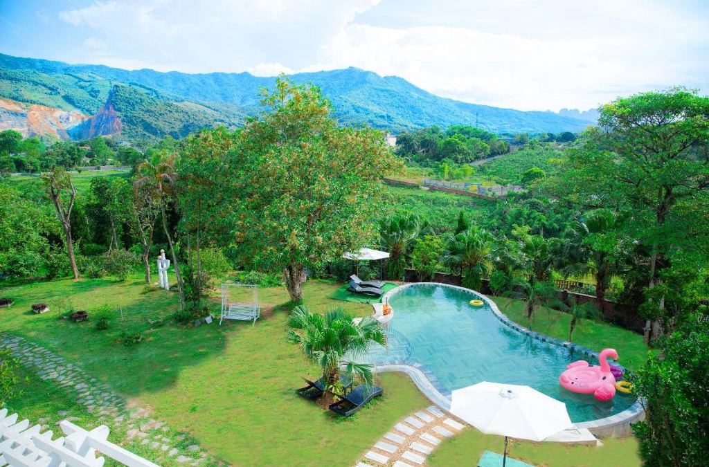 Luong Son Villa | Rose Villa