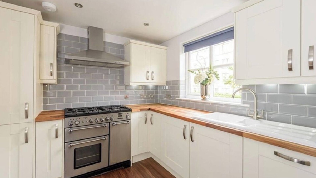 Murrayfield Apartment | Roseburn Edinburgh Beautiful 2 Bedroom Apartment
