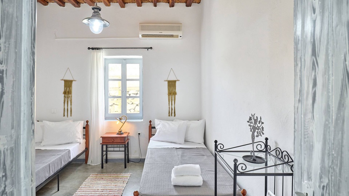 Kimolos House | Rosemary
