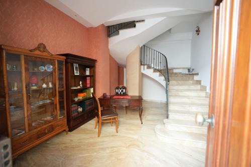 Barrafranca House | Rosemary Home