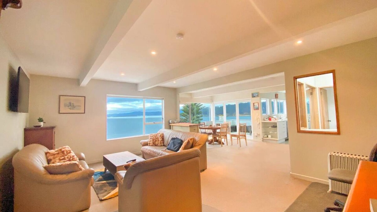 Wellington House | Roseneath Sea-view Haven Wellington