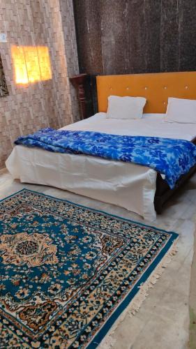 Agra House | Roshan Taj Homestay & Guest House Hostel