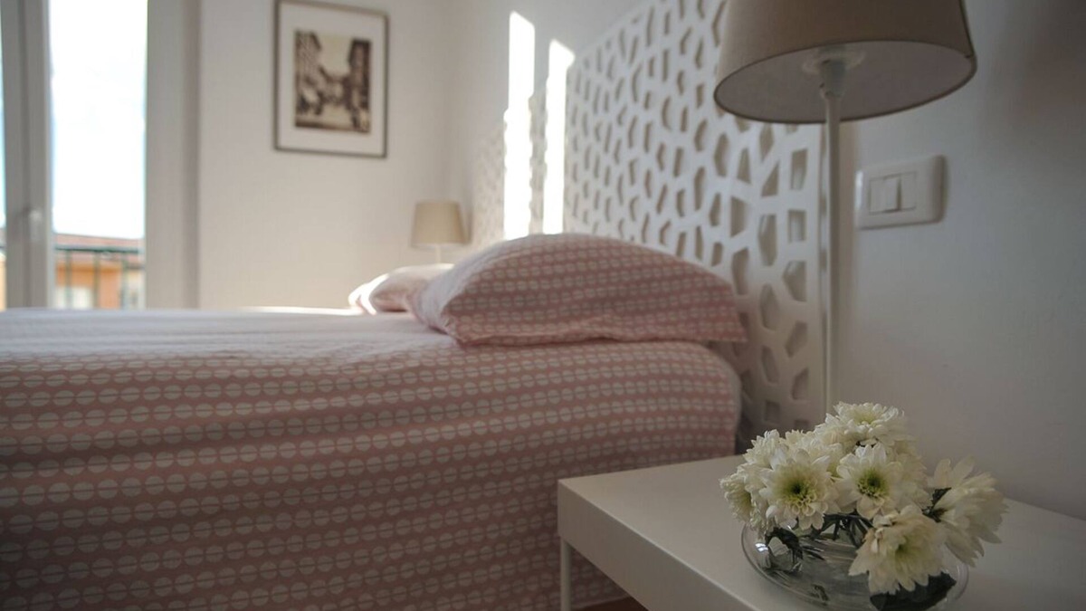 Santa Maria Novella Apartment | ROSSELLI-FORTEZZA, renovated apartment near the central station.