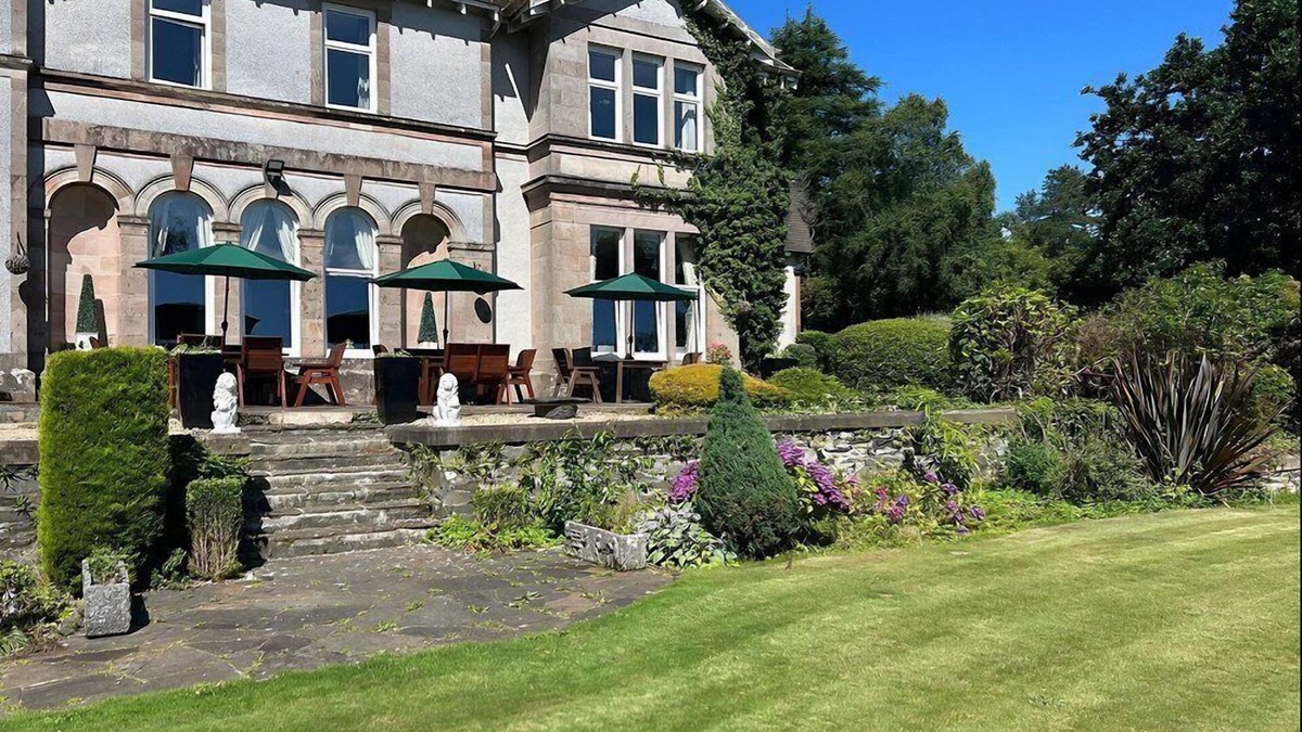 Rhu Hotel | Rosslea Hall Hotel