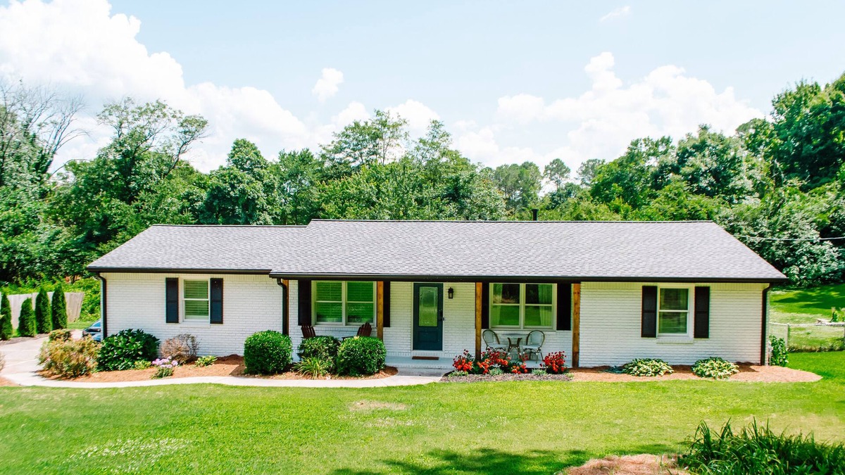 Roswell House | Roswell Retreat Near Canton Street