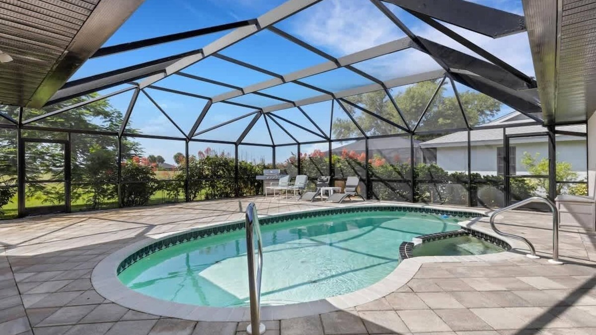 Rotonda Heights House | Rotonda 4BR/2BA Golf Course Home w/Pool