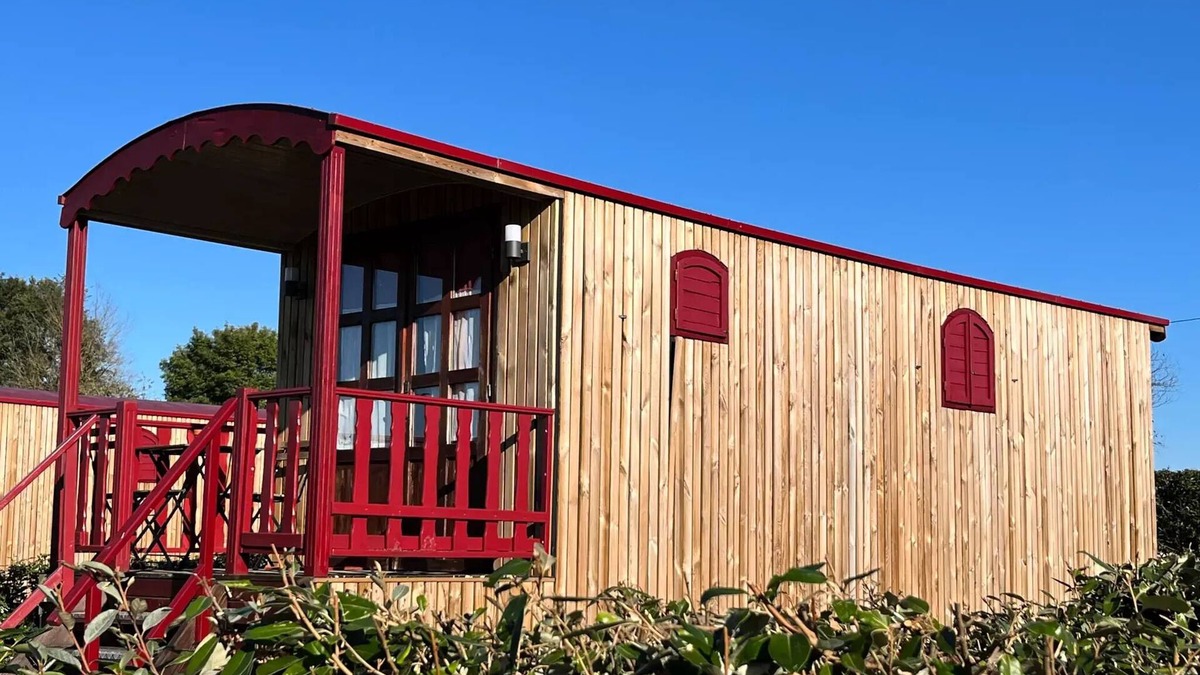 Chisseaux Cabin | Roulotte (16 m² - 2 adults + 2 children - 12 years) sleeps 4