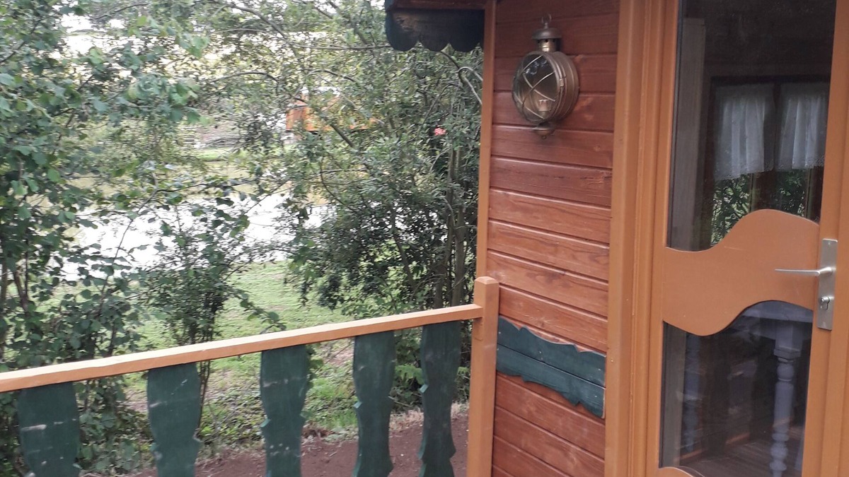 Quessoy House | Roulotte AU Bord D'un Etang