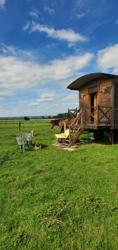 Villers-devant-Mouzon Other | Roulotte de la Ferme Les Chenevières