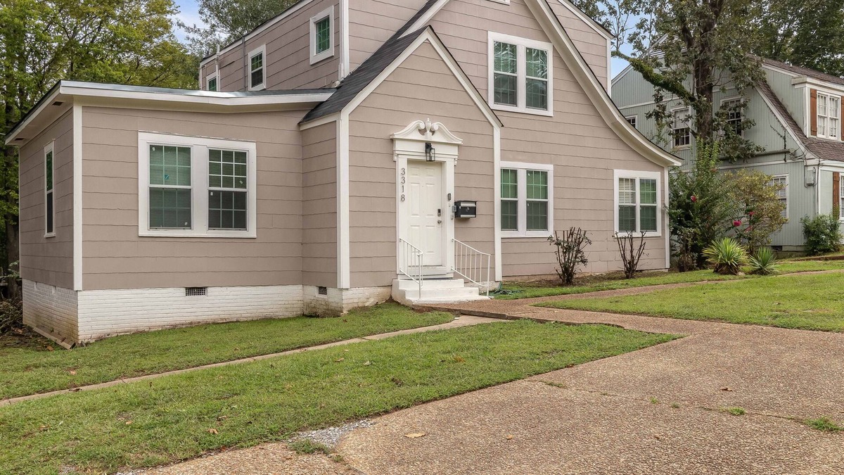 Fondren House | Royal Chateau in the heart of Fondren!