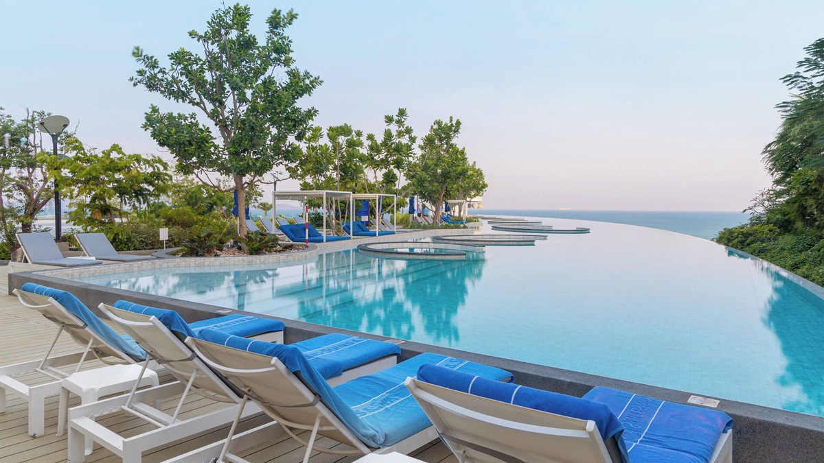 Pratumnak Hill Resort | Royal Cliff Beach Terrace Hotel Pattaya