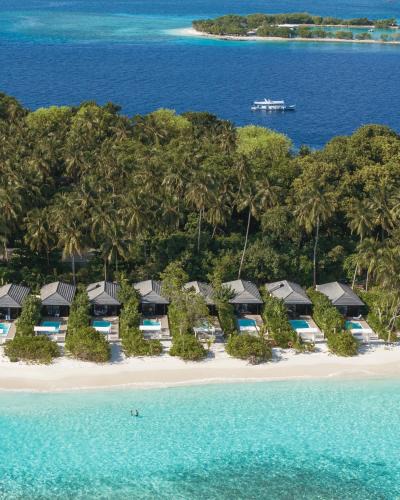 Horubadhoo Island Resort | Royal Island Resort Maldives