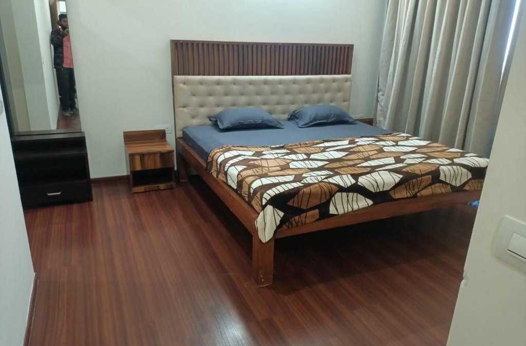 Hadapsar Bed & Breakfast | Royal Nest - Magarpatta City