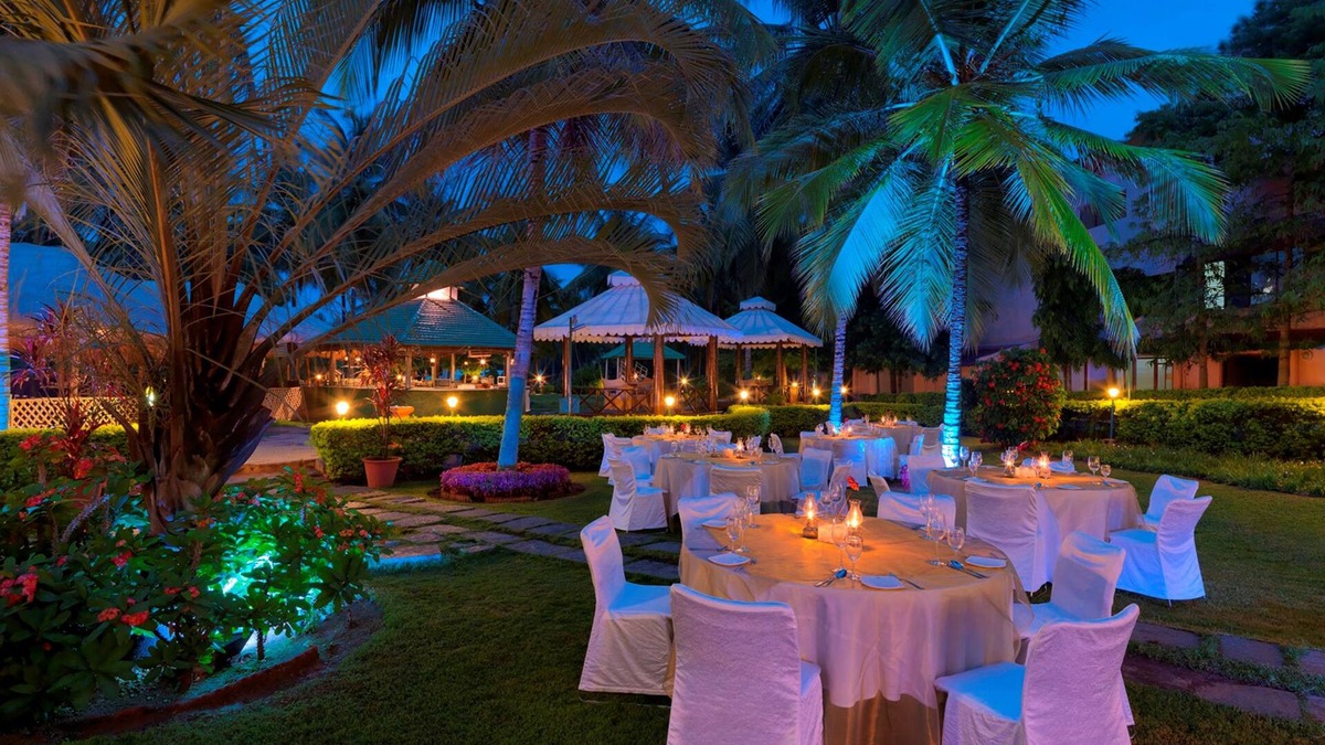 Yelahanka Resort | Royal Orchid Resort & Convention Centre
