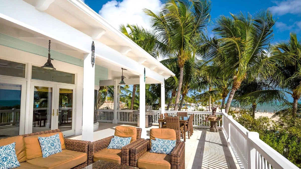 Islamorada House | Royal Palm South 3 Bedrooms, 3 Baths, Ocean Front, Marina