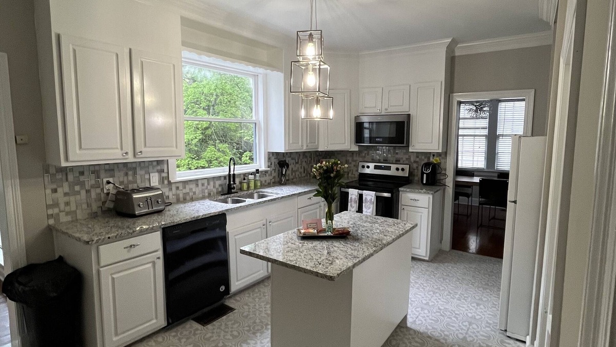 Fondren House | Royal Villa!