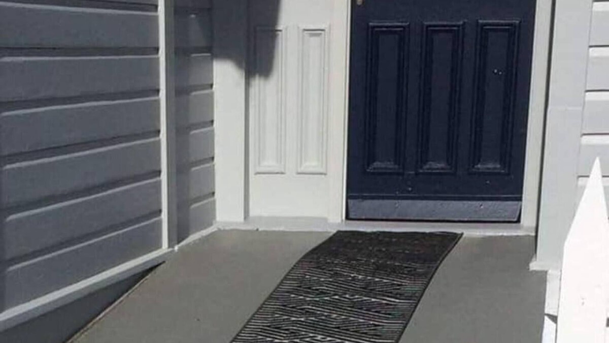 Owhango Apartment | Ruapehu's splendid OLD POST OFFICE 2-4 Bdr self-contained East Wing