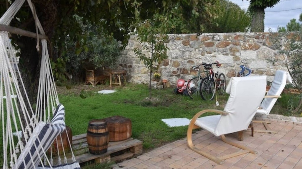 Seia Cottage | Rubin-Zimmer with eigenem WC