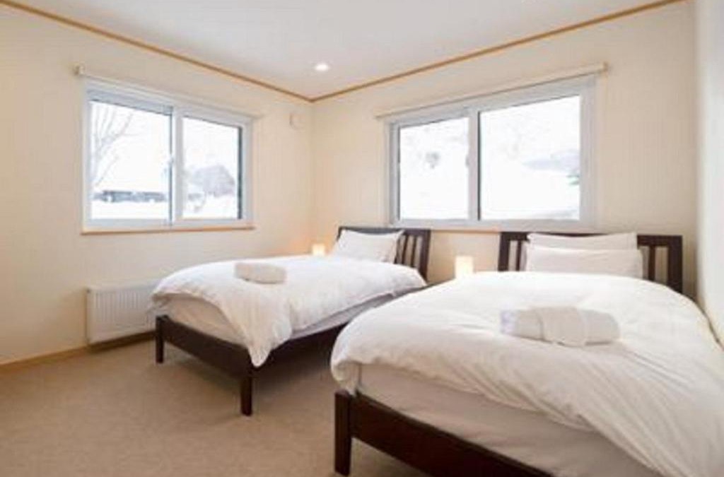 Hirafu Ski Chalet | Ruby Chalet