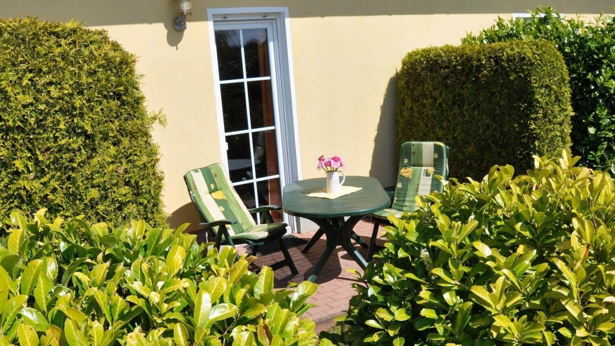 Mariendorf Apartment | Rugapart Fewo 1 im Haus 1 Erdgeschoss mit Terrasse auf der Halbinsel Mönchgut