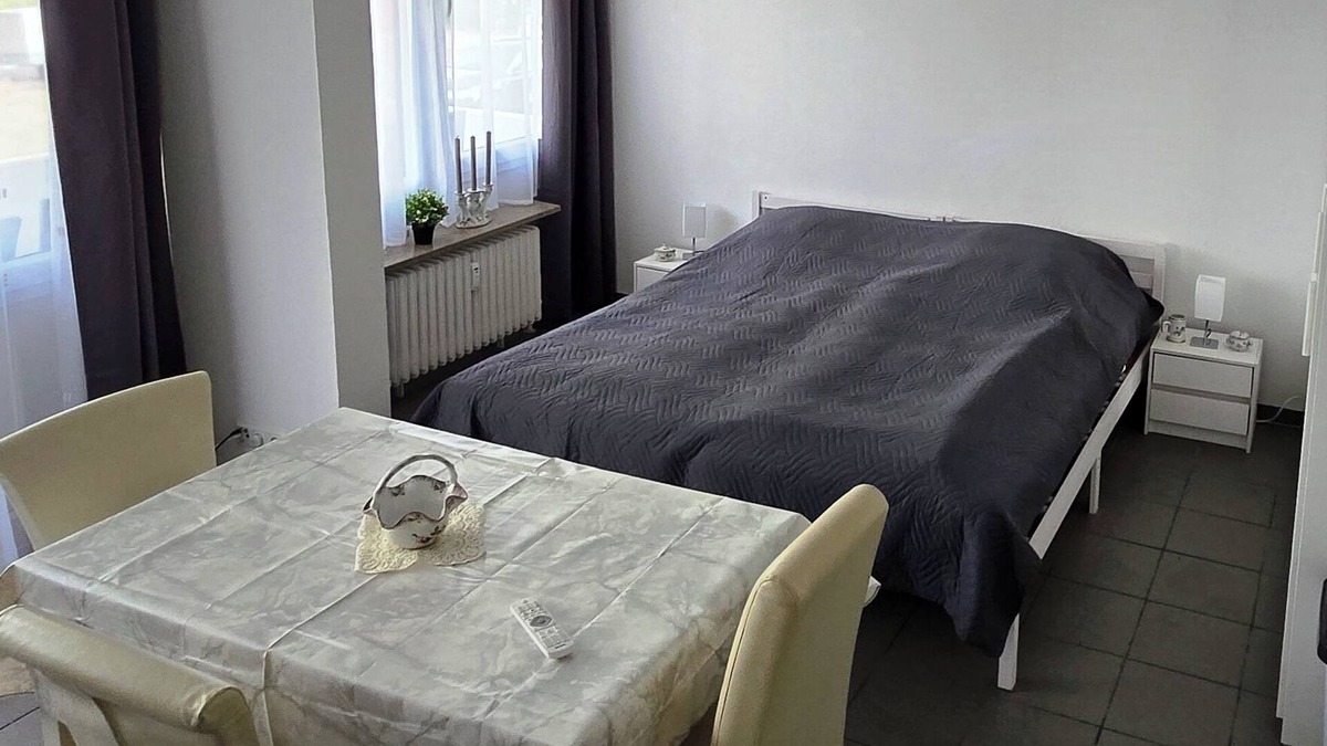 Linden Apartment | Ruhige Ferienwohnung/Amateurzimmer/Gute Verkehrsanbindung