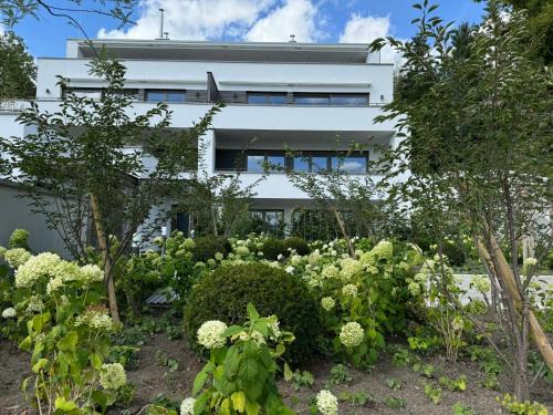 Balingen Apartment | Ruhige Ferienwohnung - Penthauswohnung-Albblick Balingen