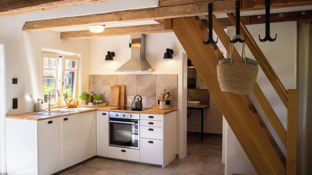 Kloster Tempzin House | Ruhiger Rückzugsort m. Garten, Kamin & Seenähe