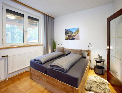 Himberg House | Ruhiges Doppelzimmer bei Wien mit eigenem Bad