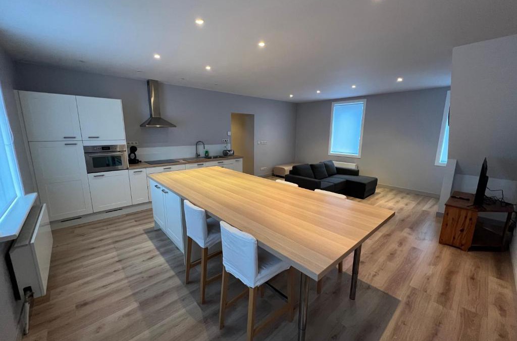 Ieper Apartment | Ruim app. met grote garage