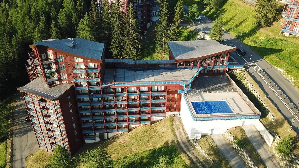 Arc-1800 Apartment | Ruitor accommodation ski holidays in the snow and summer in the mountains