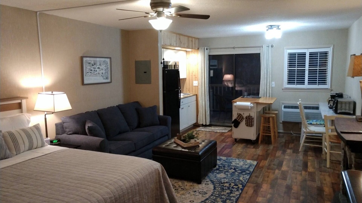 Lake Lure Villa | Rumbling Bald Resort/Apple Valley Villa mountain getaway!