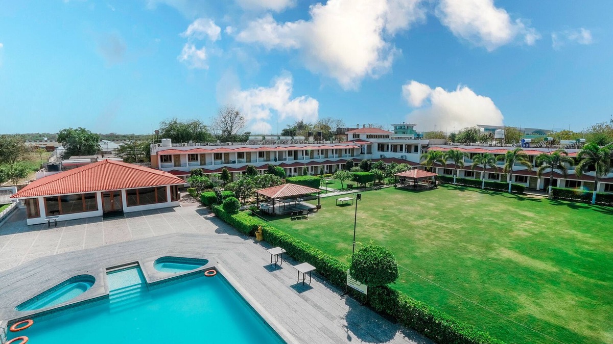 Dabok Hotel | Rupis Resort near Udaipur Airport