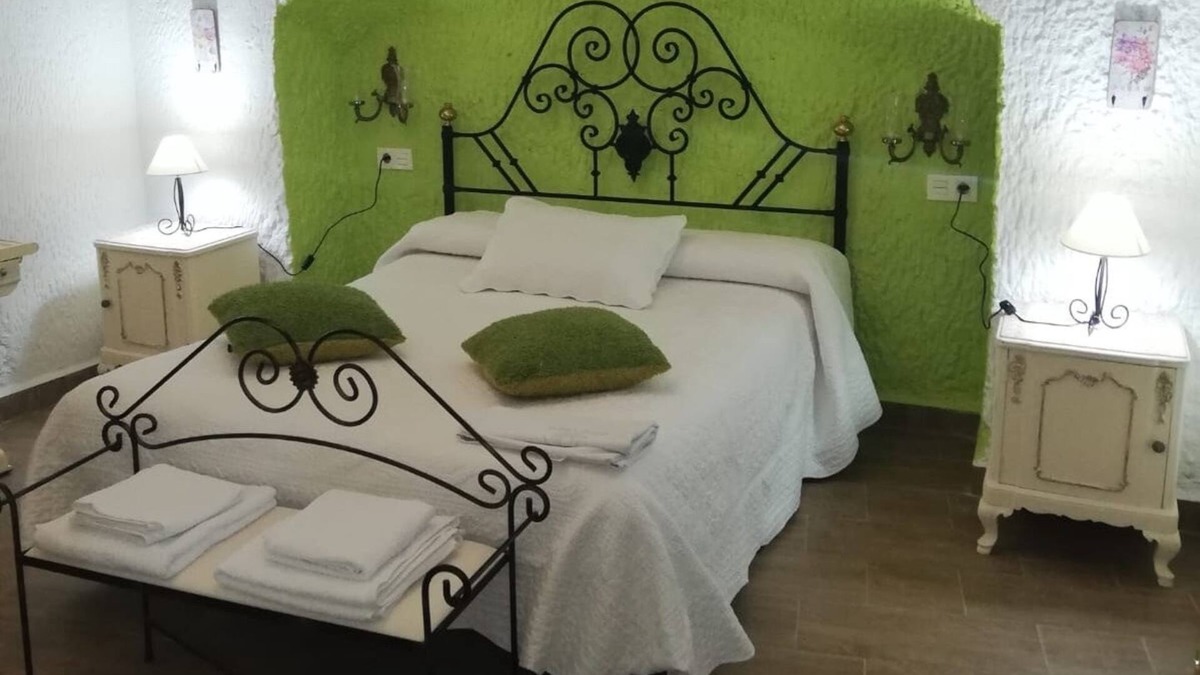 Guadix Cottage | Rural accommodation Cave Hotel El Cortijo Gachas