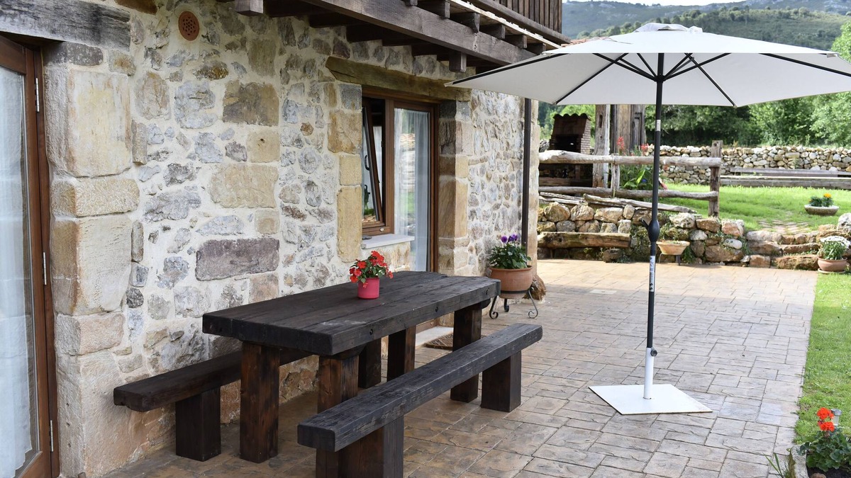 Penagos House | Rural Apartments - POZAS DE LUNA. Cabárceno - Liérganes.