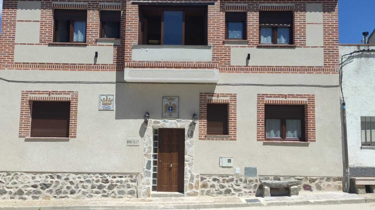 Vega de Santa Maria Cottage | Rural house Baños del Rey with heated pool