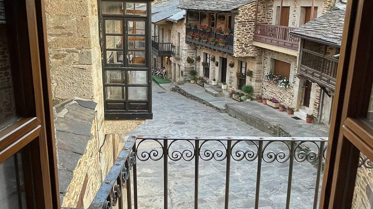 Puebla de Sanabria Cottage | Rural house in the heart of the town of Puebla de Sanabria