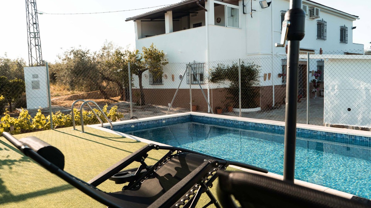 Cabra House | Rural House 'La Esperanza Rural Tourist' with Mountain View, Wi-Fi and Air Conditioning